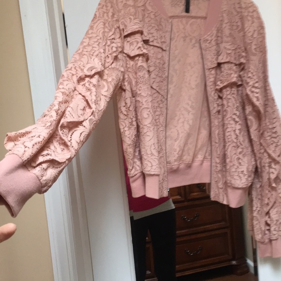 Jacket - Picture 3 of 4